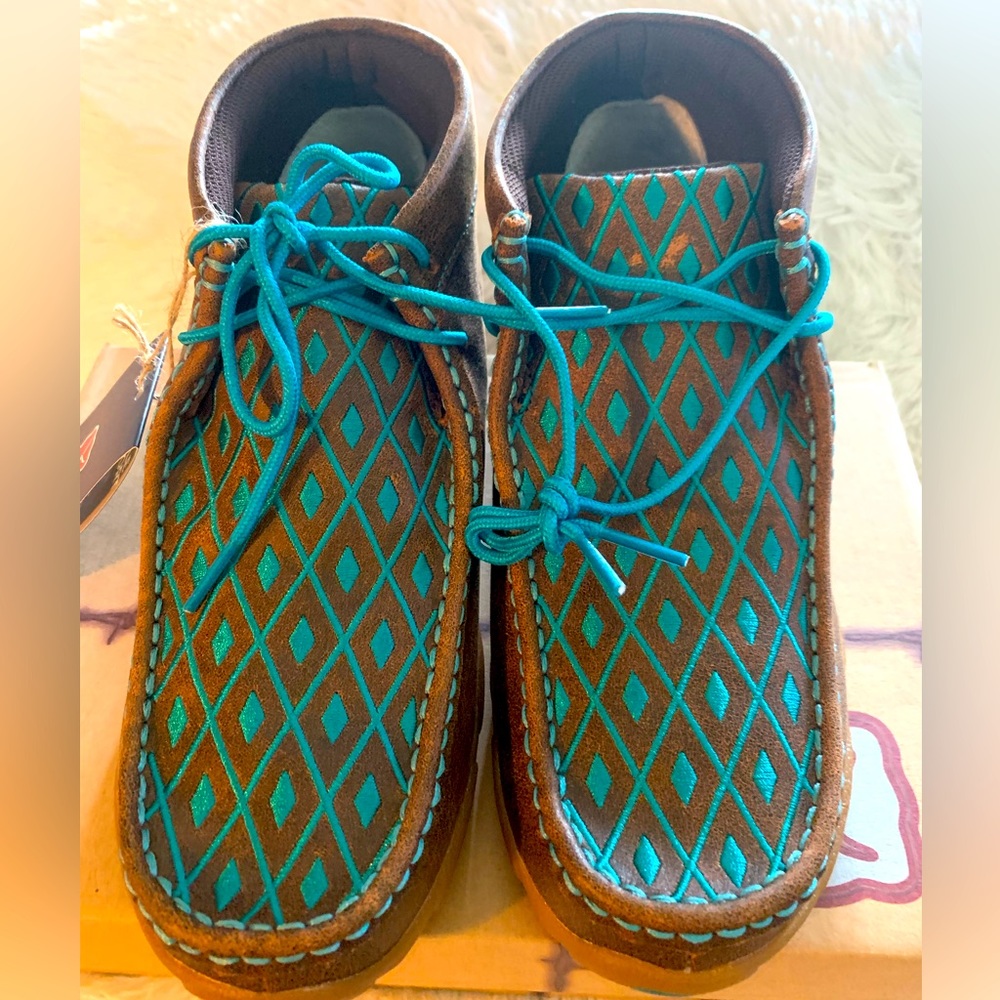 Womens Moccasins NWT size 7.5